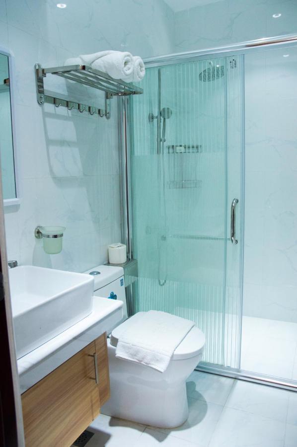 Elti Suites By Bluebookers Angeles Ngoại thất bức ảnh